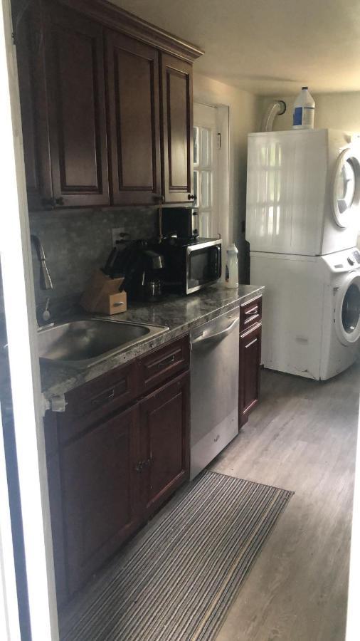 Cozzy Room With Private Entrance And Drive Way New York Dış mekan fotoğraf