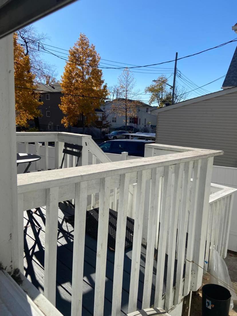 Cozzy Room With Private Entrance And Drive Way New York Dış mekan fotoğraf